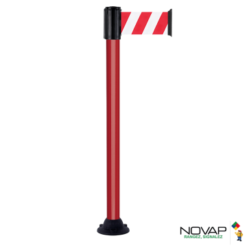 Poteau Alu Rouge laqué à sangle Rouge/Blanc hachuré 3m x 100mm sur socle fixe - Novap